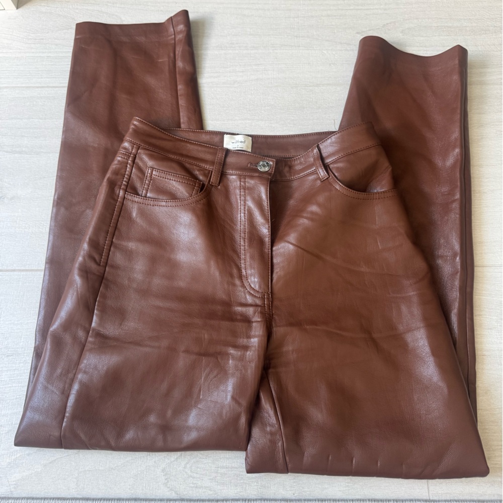 Aritzia Wilfred Brown Straight Leg Jeans